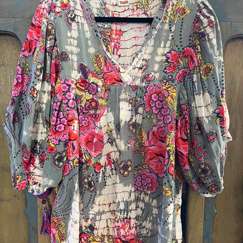 Tianello Pink 3/4 Sleeve Ruffled Blouse